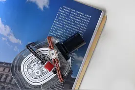 价值百万美元的俄罗斯抽象派经典作品，居然是平平无奇的正方形？图片