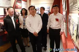 汤原县引汤工程纪念馆和政协文史馆揭牌开馆图片