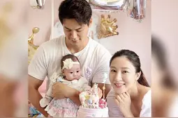 杨怡因女儿厌奶感烦恼，发文求助网友，透露曾不让罗仲谦亲女儿图片