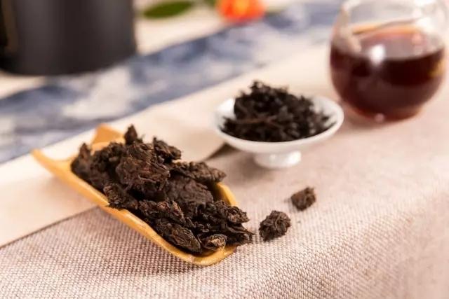 茶汤浑浊的普洱茶都是不好的茶吗？陈化时间对普洱生茶有影响吗？