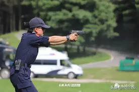 水城丨汪洁：飒气十足的女特警！图片