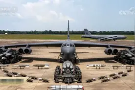 老树开不出新花 美古董级轰炸机B-52修修补补再用三十年图片