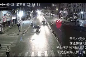酒司机遇交警“漂移”倒车撞翻车！山东交警提醒：酒驾无小事，警钟需长鸣！图片
