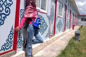 做个摇曳生姿的女子图片