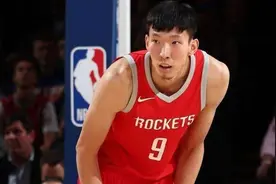 周琦在国内CBA被各队哄抢，为何会被NBA退回，他有什么致命弱点？图片