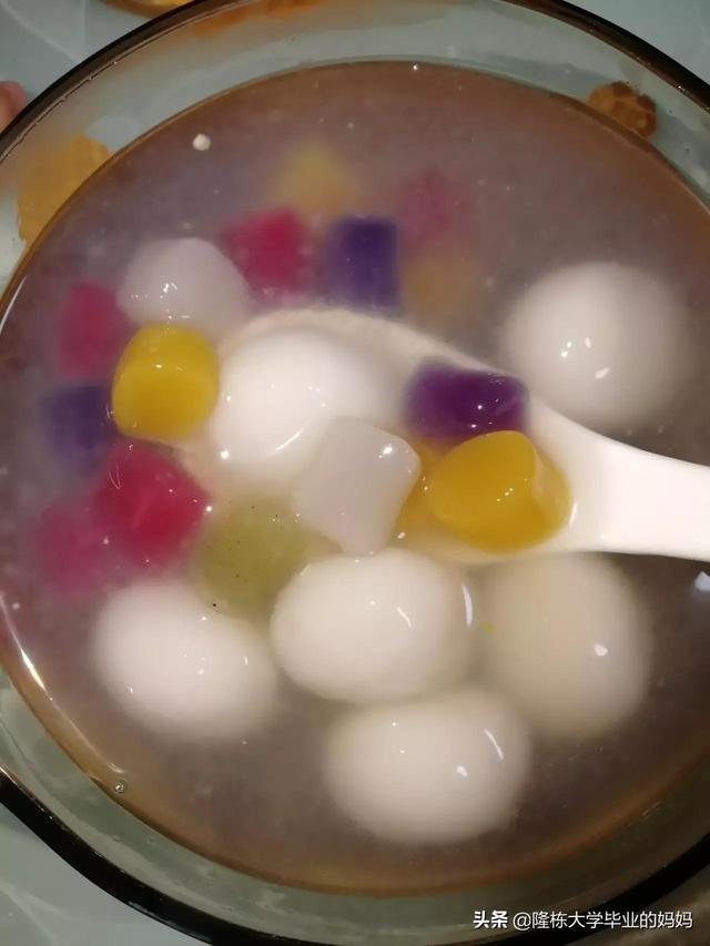 花胶炖清补凉 花胶炖清补凉汤的做法