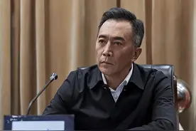 《扫黑风暴》剧透：王政是孙兴生父？孙兴妈妈贺芸露出凶狠真面目图片