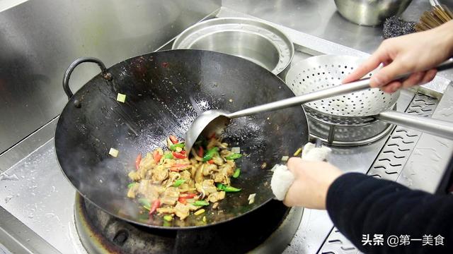 厨师长告诉你，家常香菇炒肉片，鲜嫩爽滑的秘密，根本吃不够
