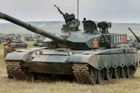 专家：99式坦克可媲美德豹2 在两千米内可击穿美制M1A2图片