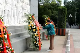 追寻红印 共话初心 合肥财经职业学院党政领导班子带队赴金寨开展党史学习教育实践活动图片