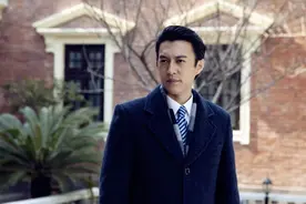 《伪装者》中的明楼原型——拥有五重身份的袁殊图片