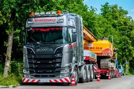 重型卡车有多美？这台斯堪尼亚730S，堪称欧洲最美的大件车图片