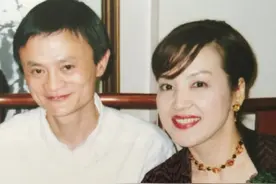 40年前“小鹿纯子”风靡中国，曾是马云的梦中情人，一代国人偶像图片