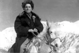 外国弃婴长在中国，坚守新疆60年，身世成谜却坚称自己是中国人图片