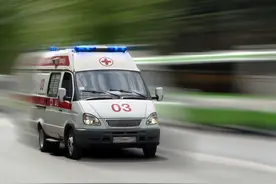 小肠坏死有多可怕？出现腹痛不一定是老胃病，医生：还可能是疝气图片