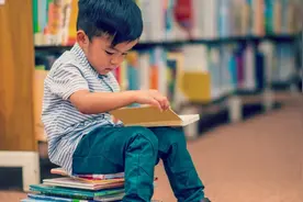 书单在手，假期不愁：适合0-12岁孩子的书籍推荐，总有几本TA喜欢图片