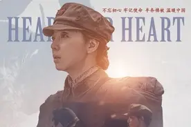 女歌唱家王芳演唱《十送红军》歌声深情悠扬，旋律柔美动听图片