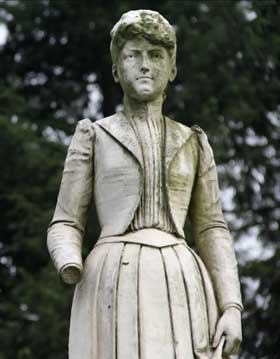 如果你不小心被活埋，如何争取生存机会，得以逃出生天呢？