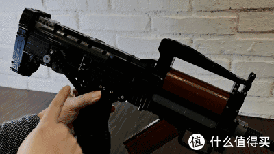 积木评测：吃鸡空投步木仓：Groza是最强吃鸡神器？