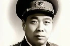 开国少将吴忠，历经8年审查结论清白，年已66岁批准离休图片