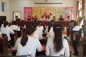 文水县孝义镇孝义村召开教师节座谈会图片