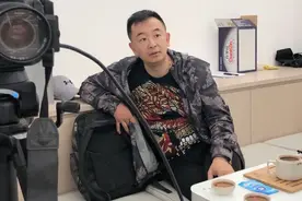 网曝43岁黄海波没戏拍，开设演技培训班，场地简陋疑为生活所迫图片