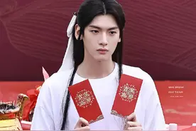 娱乐圈最爱谈恋爱的人：男IDOL，只谈恋爱不搞事业，糊是必然图片