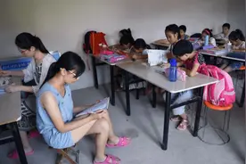 期末考试卷没发给学生，老师并非偷工减料！家长：怎么查缺补漏？图片