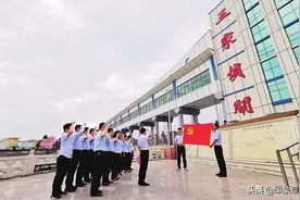 邮储银行阜阳市分行以高质量党建引领高质量发展图片