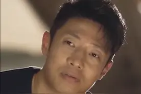 撒贝宁罕见秀恩爱，节目现场偷偷和李白发消息，公开表白老婆孩子图片