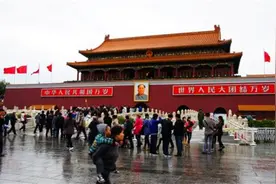 北京耗资2亿建成的立交桥，路况非常复杂，连导航都“崩溃了”图片