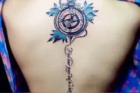 【每日诗语10.16】刺青，不随岁月褪色的魅惑图片