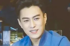 “老干部”靳东情史，和他深爱的二婚妻子图片