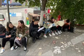 2021年重庆公务员开考 行测考题由文学类常识向时政类转变图片