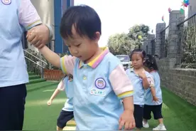 女儿3岁生日，远在天边的父亲爱意绵绵图片