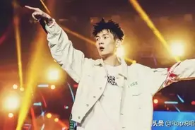 ​意外！因拉黑微博评论，贝贝遭diss“你在跪舔Kris Wu”图片