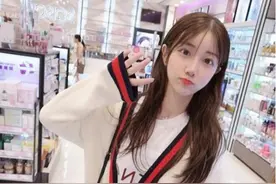 你我本无缘，全靠我充钱，土豪砸300万与女主播恋爱：太现实图片