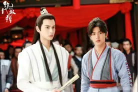 《绝代双骄》五个版本PK，谁才是你心中的小鱼儿花无缺图片