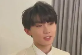 马嘉祺高考失利遭网暴，后援会发文称时代峰峻背后捅刀子，窝里斗图片