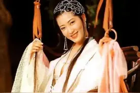 最性感的潘金莲杨思敏：父亲去世，母亲患癌，如今在东莞卖面？图片
