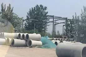 记者跑腿｜商丘市区一钢构房被投诉手续不全 国土部门：暂停施工图片