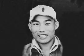 兵王张英才:一生荣获9次特等功，3次战斗英雄,为何只被评为少校？图片