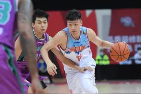 三人即将离队，中国男篮12人名单出现变化，杜峰将重用赵睿和艾伦图片