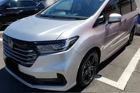 新款本田奥德赛实拍，车身配备黑化套件，比现款更耐看图片