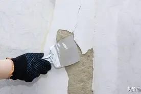 为什么刚建的房子墙体会“起皮掉落”？如何解决？对症下药是关键图片