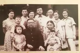 为革命，李克农一家经历了多少苦难？老父妻儿桩桩事，皆让人流泪图片