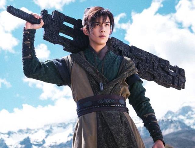 时隔3年，《斗破苍穹2》将拍，主演阵容大换血，新人主演挑大梁