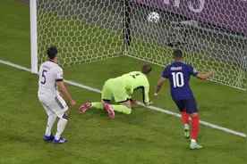 欧洲杯-法国1-0力克德国 胡梅尔斯乌龙 姆巴佩+本泽马进球无效图片