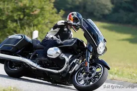 试驾测评 宝马摩托车R18Transcontinental图片