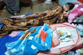 印尼女子月经规律却突然产下男婴惊呆全家，分娩时仍处于经期图片